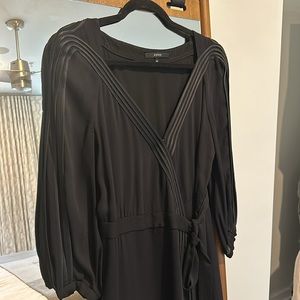 GUCCI 100% silk wrap dress w/ self-tie at waist - size 44